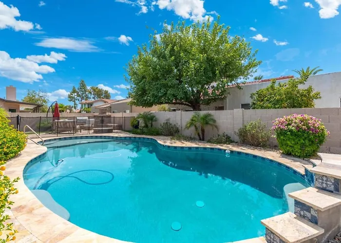 Pool Escape Near Asu & Old Town Scottsdale Tempe